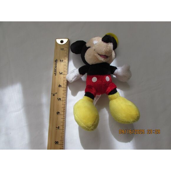 Disney Mickey Mouse stuffed key chain key ring - Picture 5 of 6